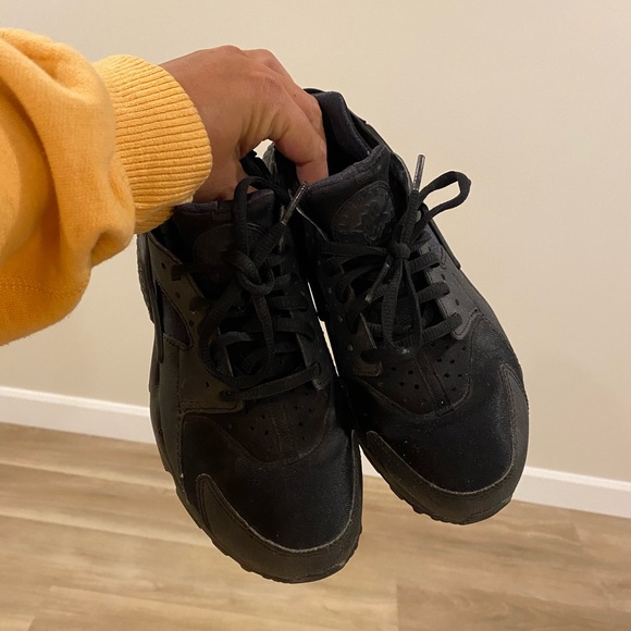 Nike Hurache - Picture 2 of 3